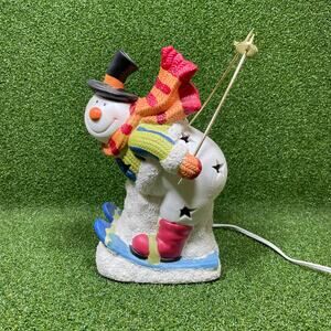 Vintage International Bazaar Snowman on Skis Ceramic Night Light Tested